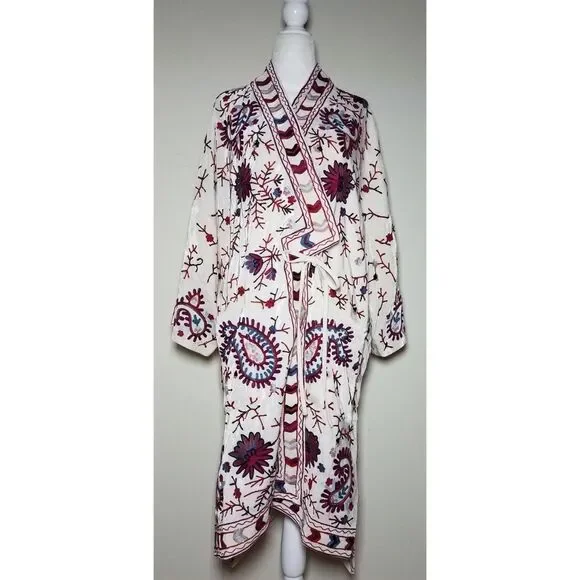 NWTFrench Connection Dorothy Soft Embroidered Kimono Jacket, One Size